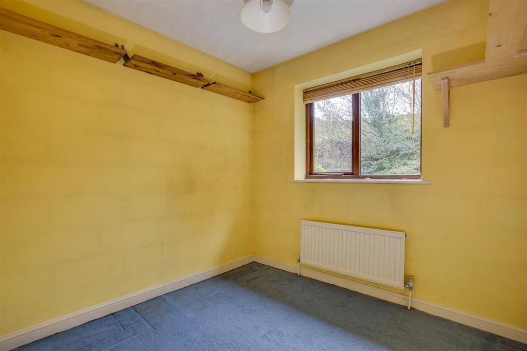 76 Garratts Way, HP13 5 XZ-1.jpg