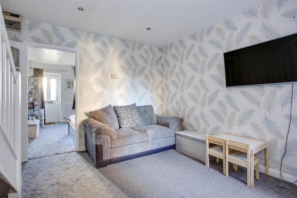 9 Abbey Barn Road, HP11 1 RS-7.jpg