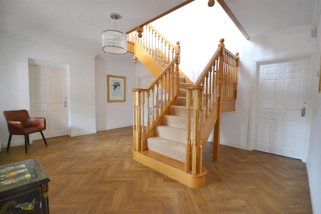 Caythorpe Road, Caythorpe, Nottingham 4 bed detached house for sale £