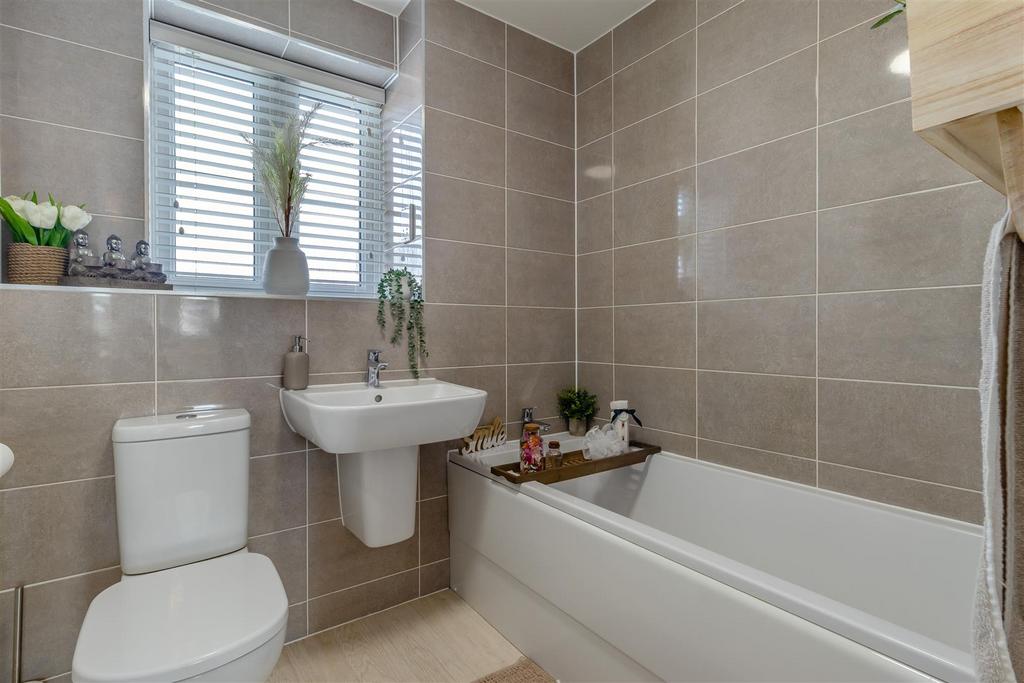8589291-interior01.jpg