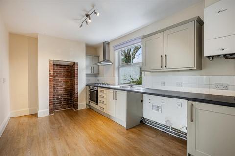 Breton Herbert Road, Salcombe, TQ8 8HN