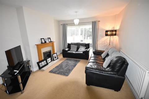 3 bedroom detached house for sale, Orchard Way, Balderton, Newark