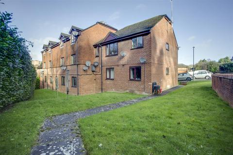 2 bedroom apartment for sale, Butlers Court, High Wycombe HP13