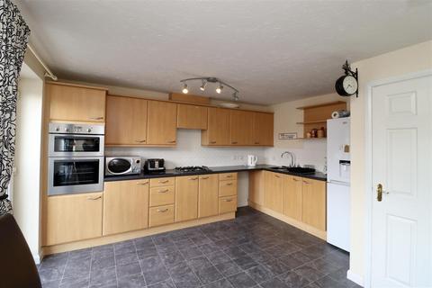 4 bedroom townhouse to rent - Rees Close., Market Weighton, York