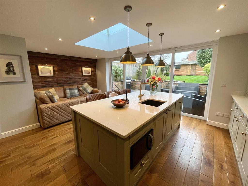 KITCHEN 4.jpg