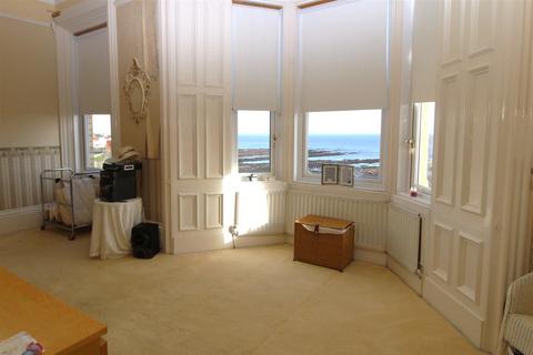 54 Beverley Terrace, Cullercoats, North Shields, NE30 4NX