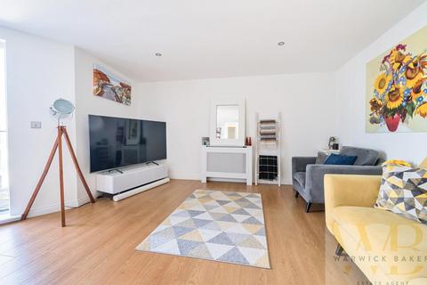 2 bedroom flat for sale, Mariner Point, Shoreham-By-Sea
