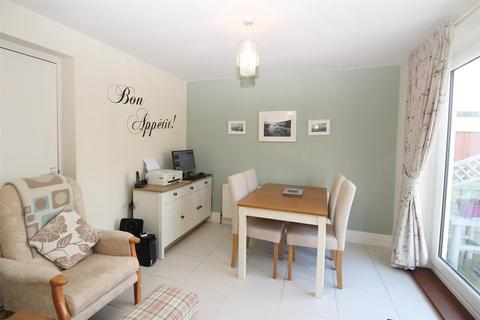 21 Addington Crescent, North Shields, NE29 7PZ