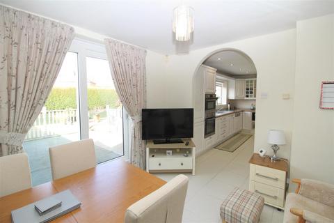 21 Addington Crescent, North Shields, NE29 7PZ