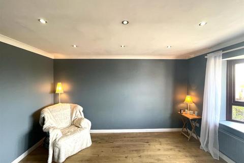 6 Llys Dwrgi, Birchgrove, Swansea, SA7 9PQ