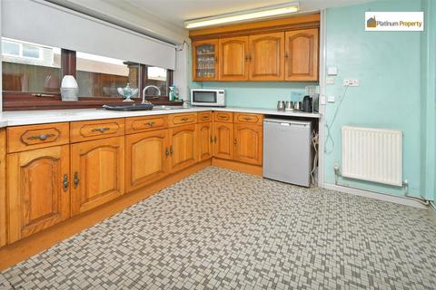 4 bedroom semi-detached bungalow for sale, Hall Drive, Stoke-On-Trent ST3