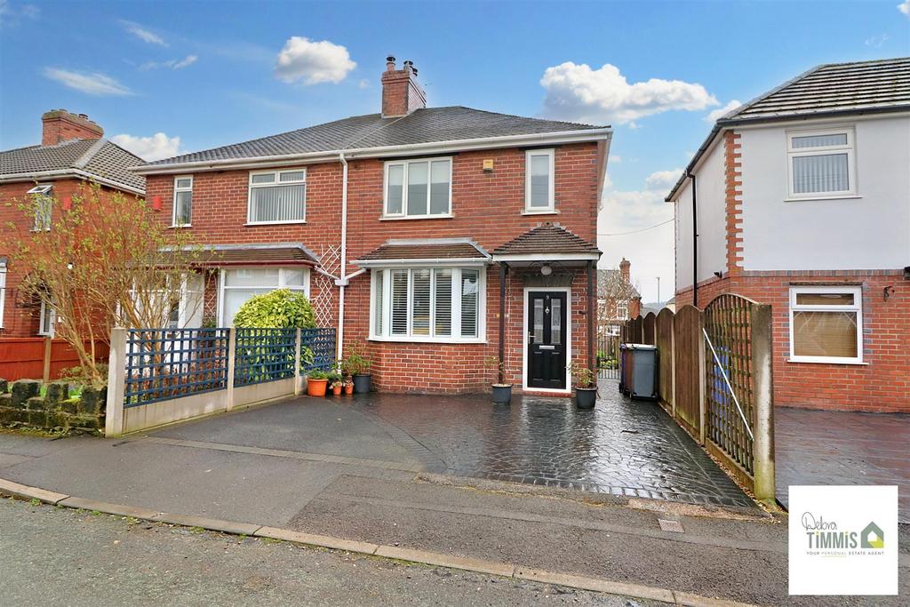 Station Grove, Milton, StokeOnTrent 3 bed semidetached house for sale £195,000