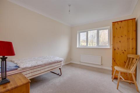 2 bedroom terraced house to rent, Totteridge Road, High Wycombe HP13