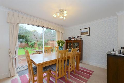 5 bedroom detached house for sale - Earlston Park, Off The Mount, Shrewsbury