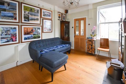 123 Coles Lane, Sutton Coldfield, B72 1NL