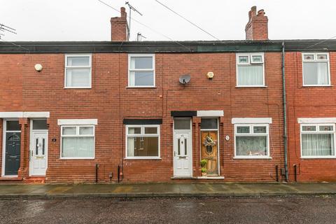 2 bedroom terraced house to rent, Sycamore Street, Sale