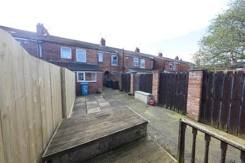2 bedroom terraced house for sale, Sidmouth Street, Hull