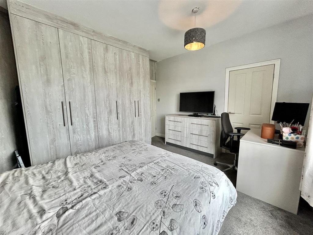 Bedroom 1 View 3