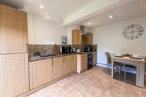 1 bedroom terraced house for sale - Woodhead Road, Holmfirth HD9