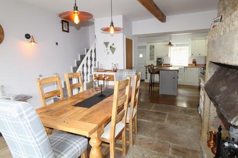 12 Dockroyd, Oakworth, Keighley, BD22 7RH