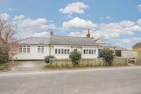 3 bedroom detached bungalow for sale - Chapel Road, Flitwick, MK45