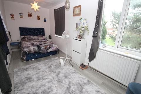 41 Flawith Drive, Bradford, BD2 3PE