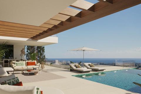 3 bedroom villa, Estepona, Malaga, Spain