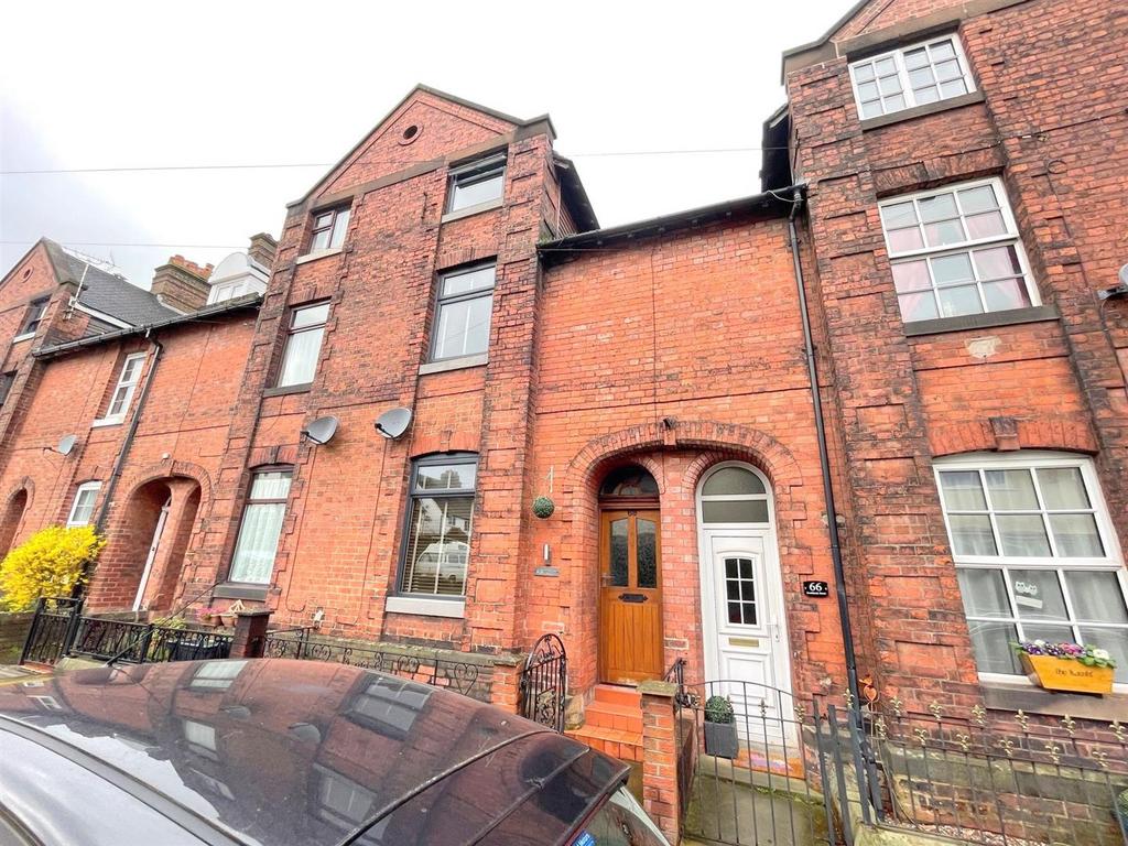 Southbank Street, Leek 3 bed terraced house for sale £199,950