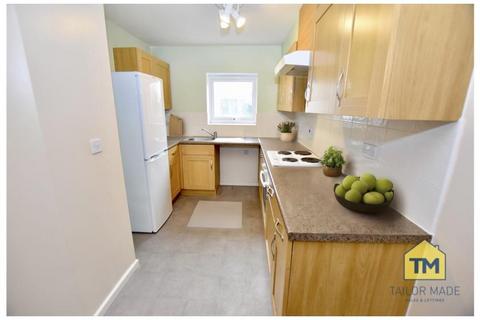 2 bedroom apartment for sale, Philmont Court, Bannerbrook Park, Coventry - NO CHAIN