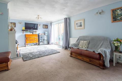 4 bedroom semi-detached house for sale, Beaumont Court, Haverhill CB9