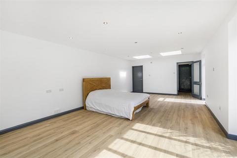 4 bedroom detached bungalow for sale - Manor Farm Road, Waresley SG19