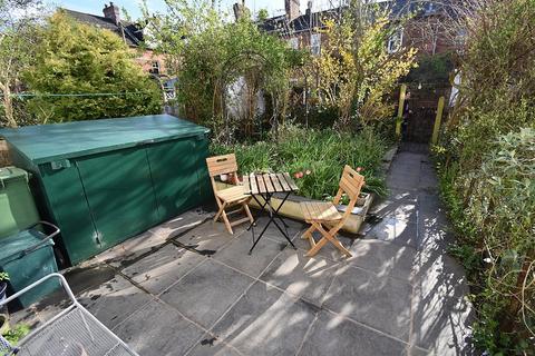 11 Albion Place, Exeter, EX4 6LH