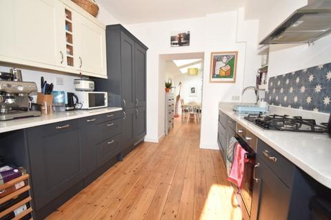 11 Albion Place, Exeter, EX4 6LH