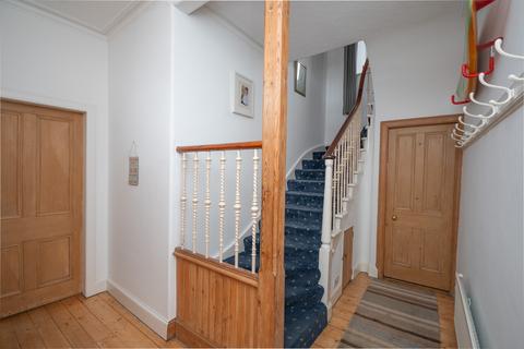 58 Burrell Street, Crieff, PH7 4DG