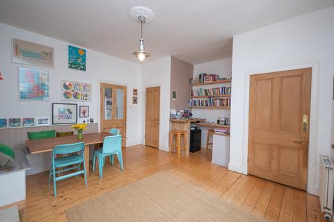 58 Burrell Street, Crieff, PH7 4DG