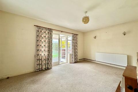 1 bedroom detached bungalow for sale, Ingarsby Close, Houghton-on-the-Hill, Leicester, LE7 9JN