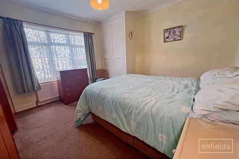 64 Spring Road, Southampton, SO19 2BL