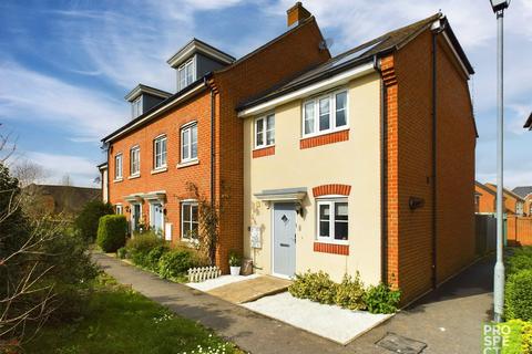 2 bedroom end of terrace house for sale, Jardine Place, Bracknell, Berkshire, RG12