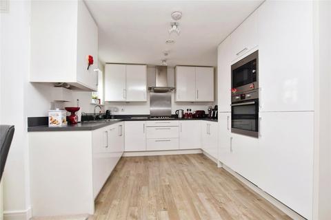 2 bedroom apartment for sale, Ruth King Close, Lexden, Colchester, CO3