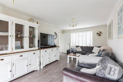 3 bedroom terraced house for sale, Bardfield, Basildon, Essex, SS16