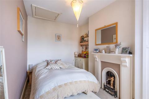 28 Haden Hill, Wolverhampton, WV3 9PT