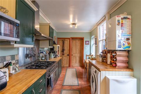 28 Haden Hill, Wolverhampton, WV3 9PT