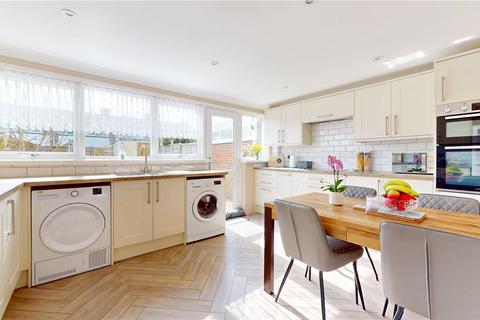 35 Daniel Close, Lancing, BN15 9EH