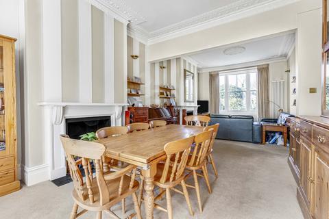 66 Wimbledon Park Road, London, SW18 5SH
