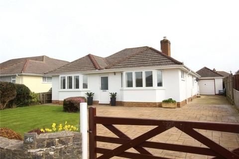 4 bedroom bungalow for sale - Keysworth Avenue, Barton On Sea, Hampshire, BH25