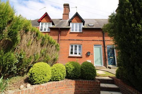 2 bedroom terraced house for sale, Vinns Lane, Overton RG25