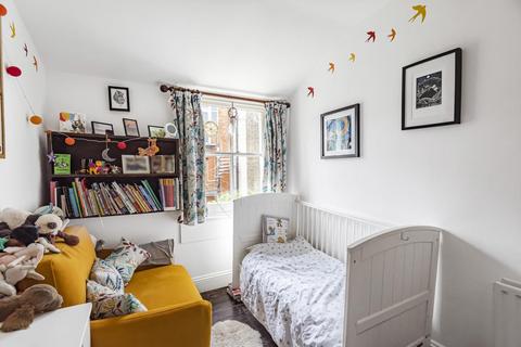 2a Brading Road, London, SW2 2AN