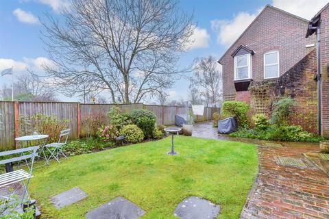 1 bedroom flat for sale, Queen Street, Arundel, West Sussex