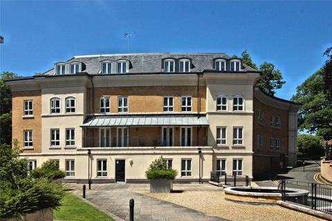 2 bedroom apartment to rent, Holly Lodge, Woking GU22