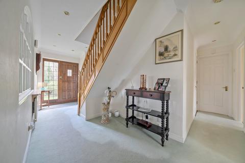 5 bedroom detached house for sale - Priory Field Drive, Edgware, Greater London. HA8 9PT